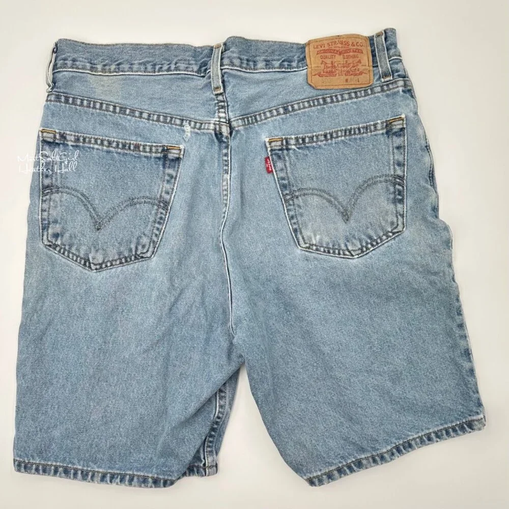 Vintage 1990's Levi's 505 Regular Fit Denim Shorts Size 34 Men's